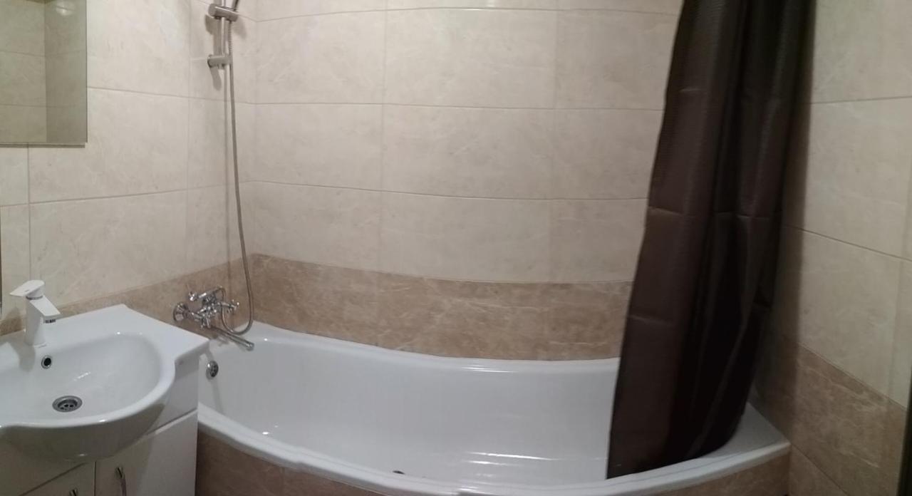 Comfortable Apartments Rivne Luaran gambar