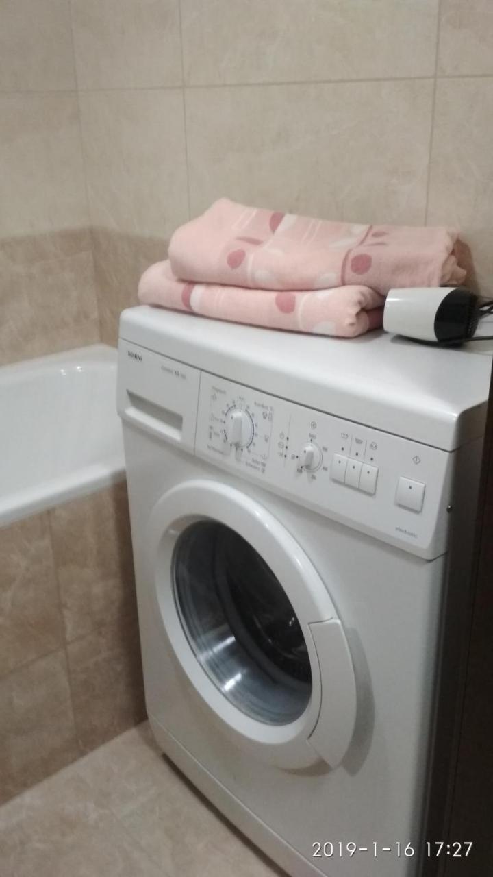Comfortable Apartments Rivne Luaran gambar